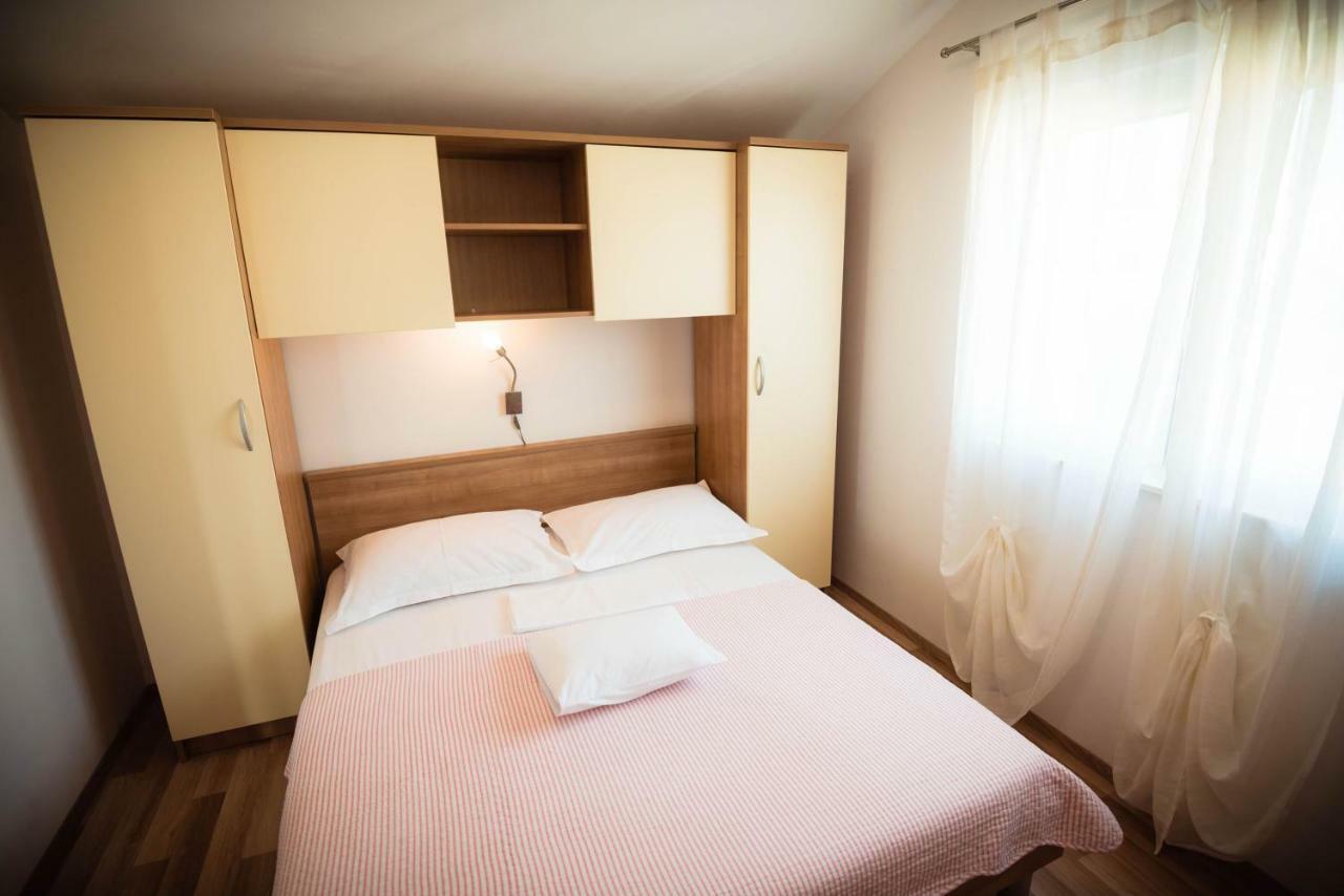 Apartmani Bare I Danica Grebaštica Kültér fotó