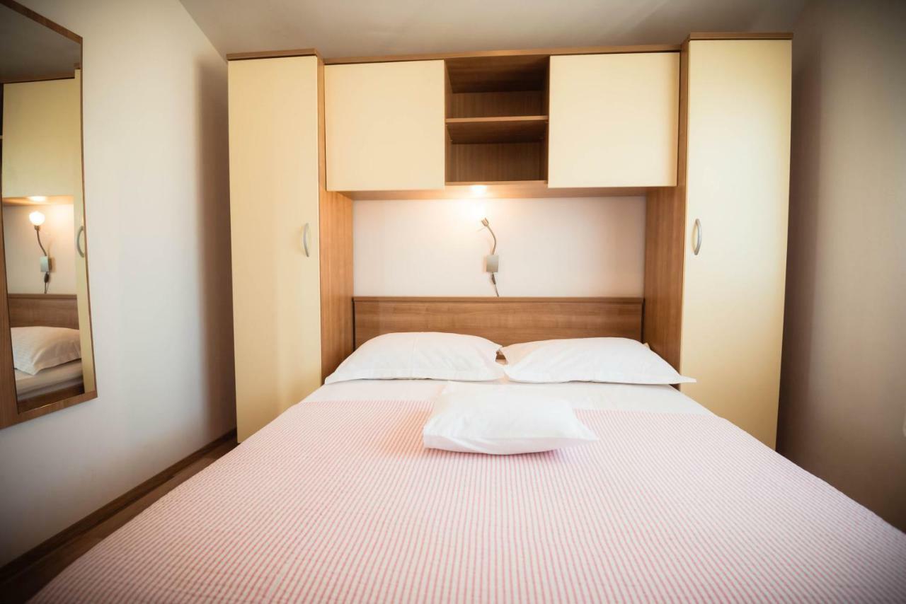 Apartmani Bare I Danica Grebaštica Kültér fotó